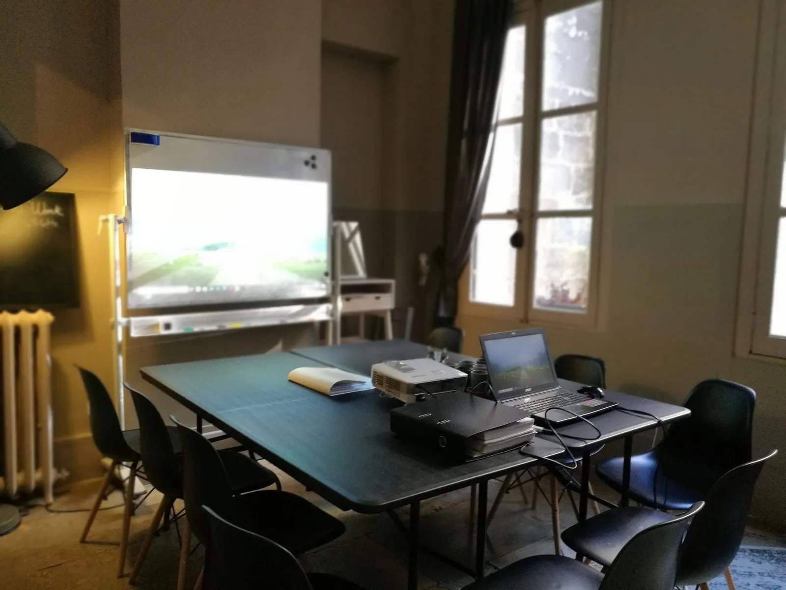 Come'n'Work, Meeting room for 8 people, Montpellier