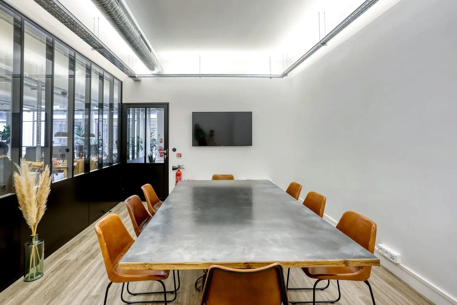 Come And Work Le Grand Jeûneurs - 45 postes, Meeting room for 8 people, Paris 2e