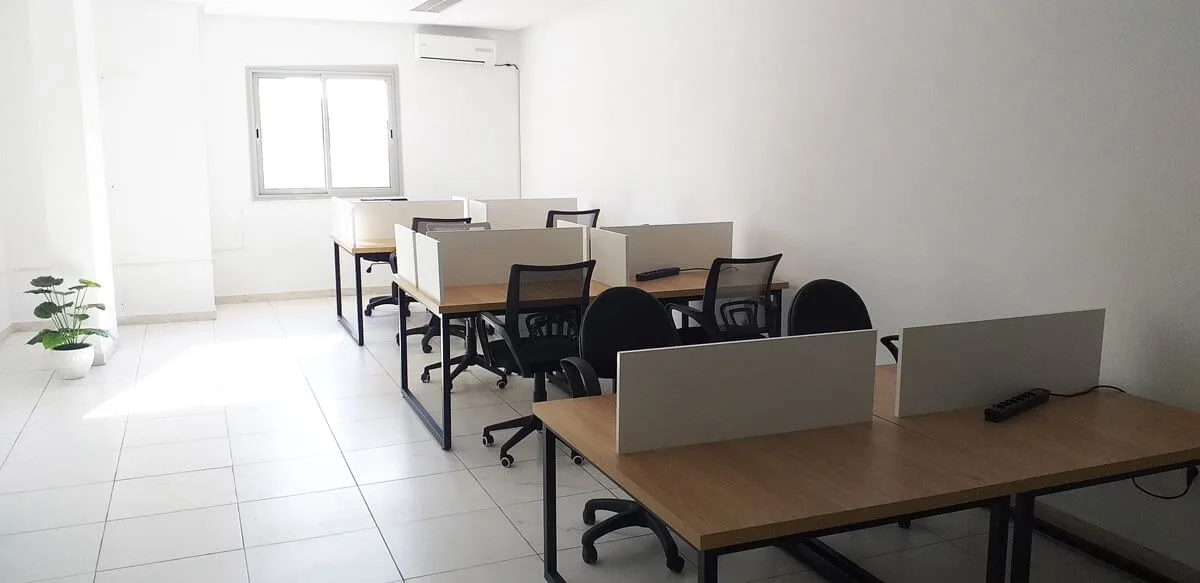 Compile, Open-plan office, Sousse