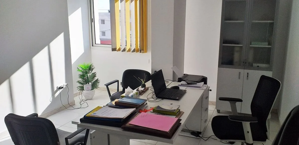 Compile, Private office, 3 desks, Sousse