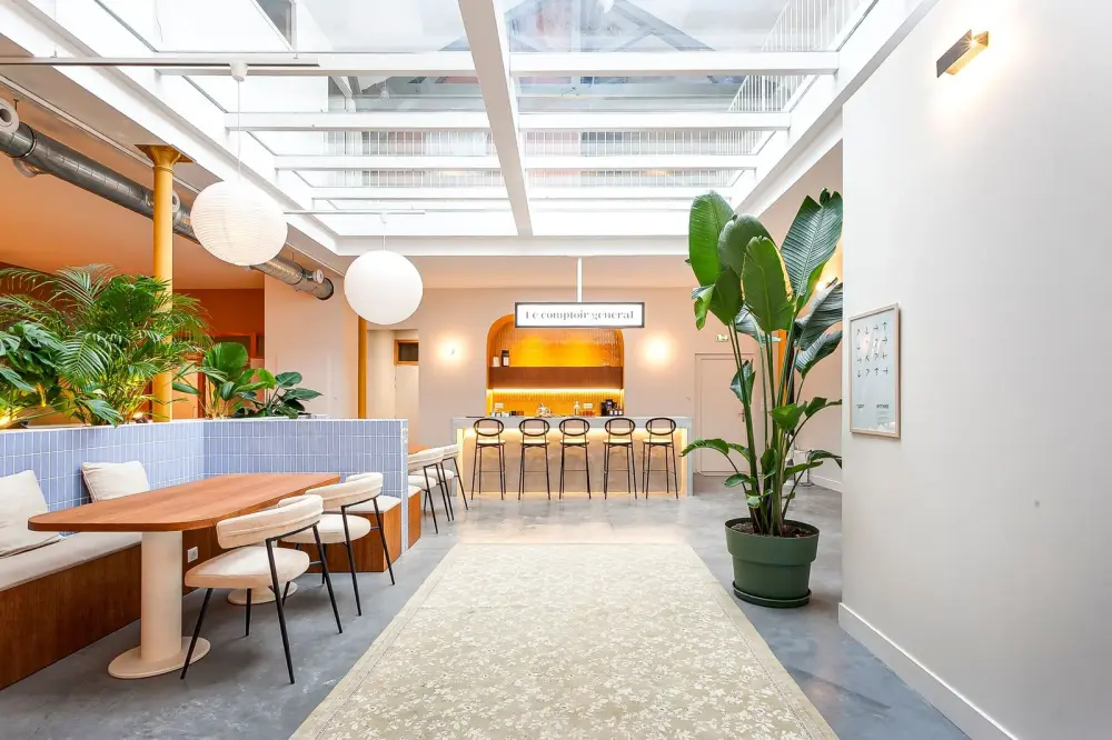 Le Comptoir Général, Visiteur, Besançon