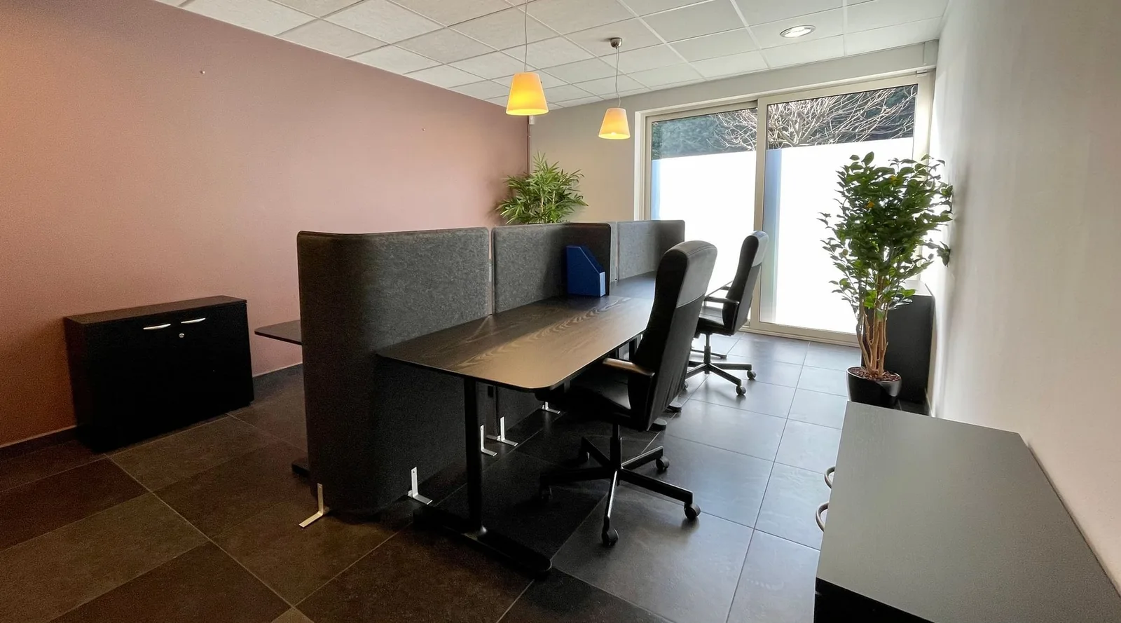 Consulting Business Center, Privékantoor met 4 werkplekken, Grimbergen