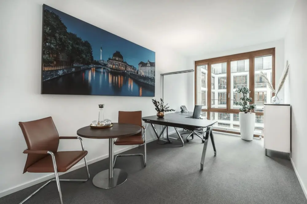 Contora Office Solutions - Berlin Brandenburger Tor, Private office for 4 persons, Berlin