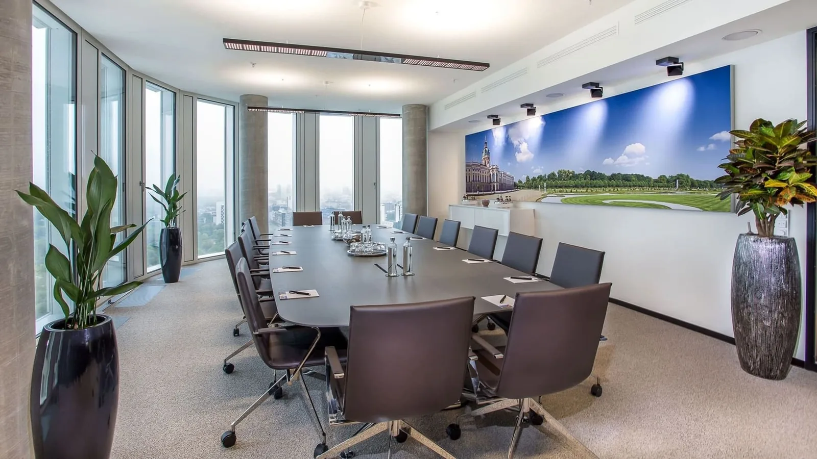 Contora Office Solutions - Berlin Upper West, Meeting room for 16 people, Berlin