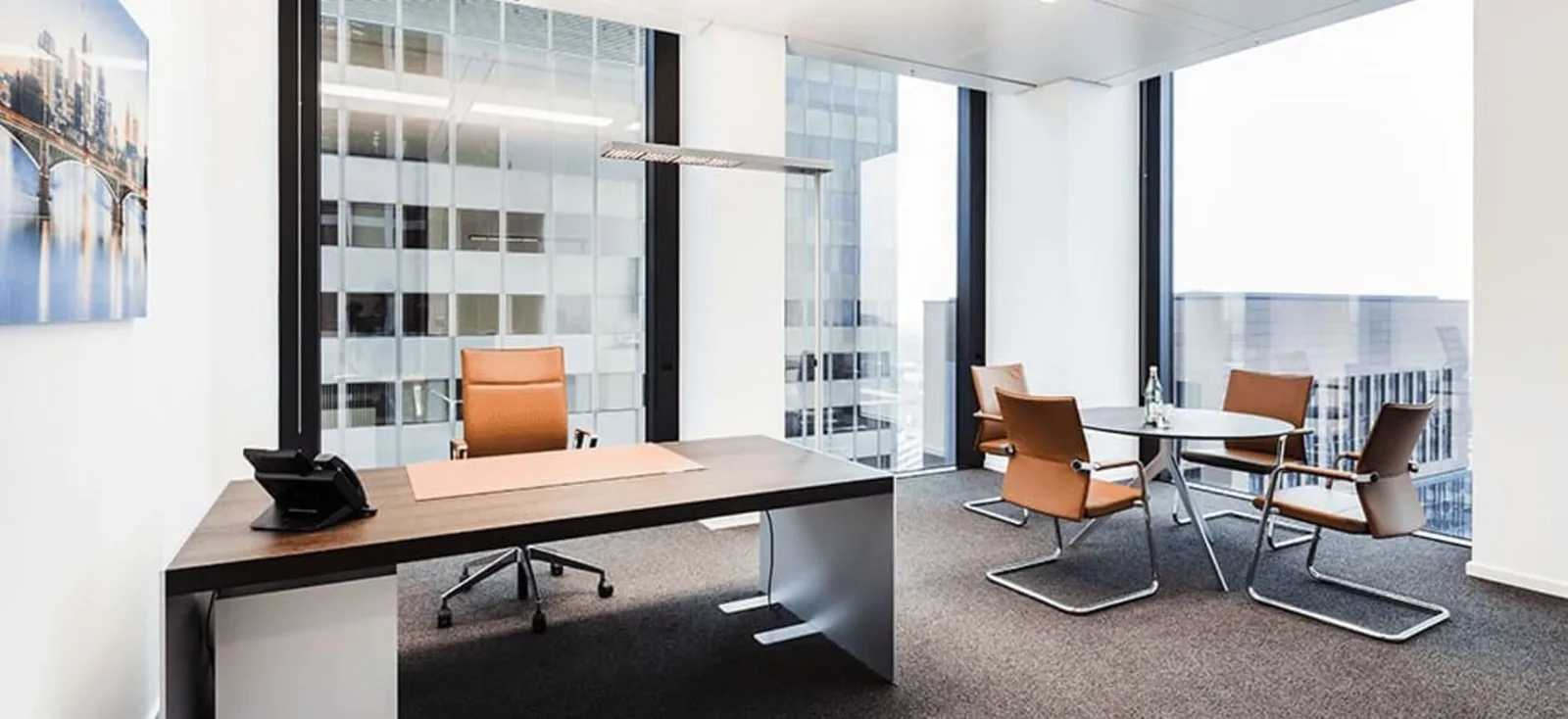 Contora Office Solutions - Frankfurt Taunusturm, Private office, 1 desk, Frankfurt am Main