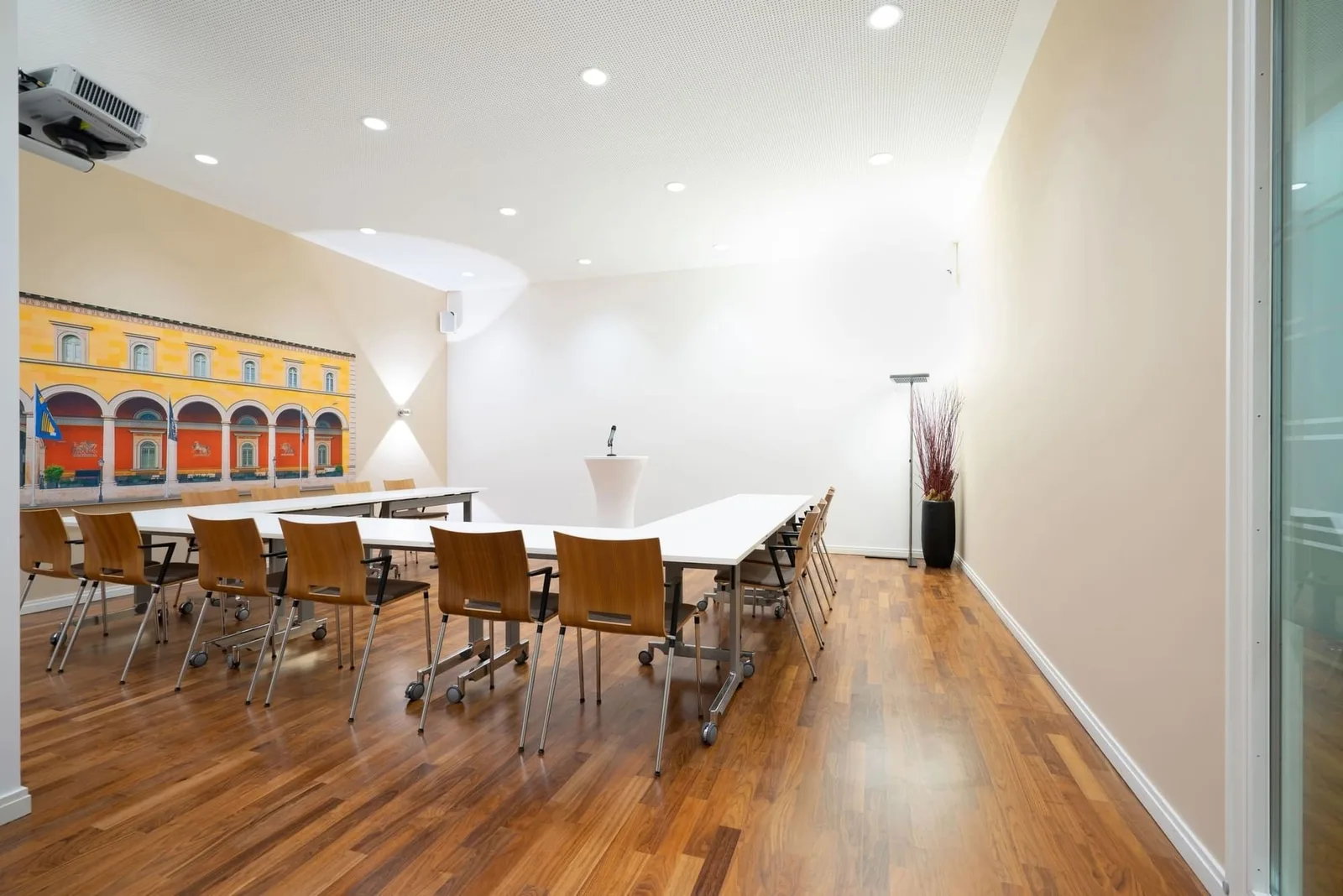 Contora Office Solutions - München Palais an der Oper, Training room for 14 people, Munich