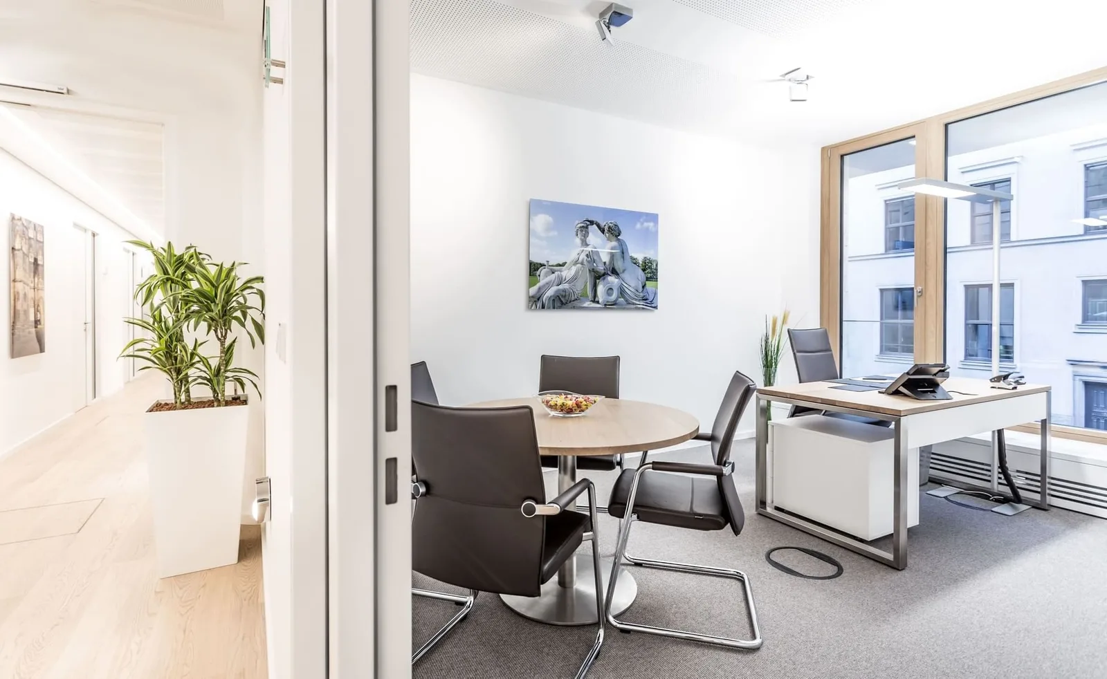 Contora Office Solutions - München Theresienhof, Privatbüro mit 1 Arbeitsplatz, München