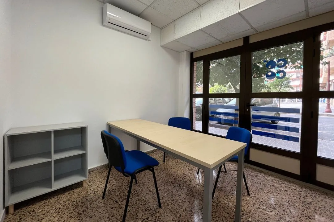 Convenient Coworking, Sala de reuniones para 4 personas, Valencia