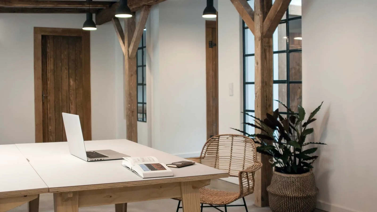 Convoy Coworking, Private office, 1 desk, Hamburg