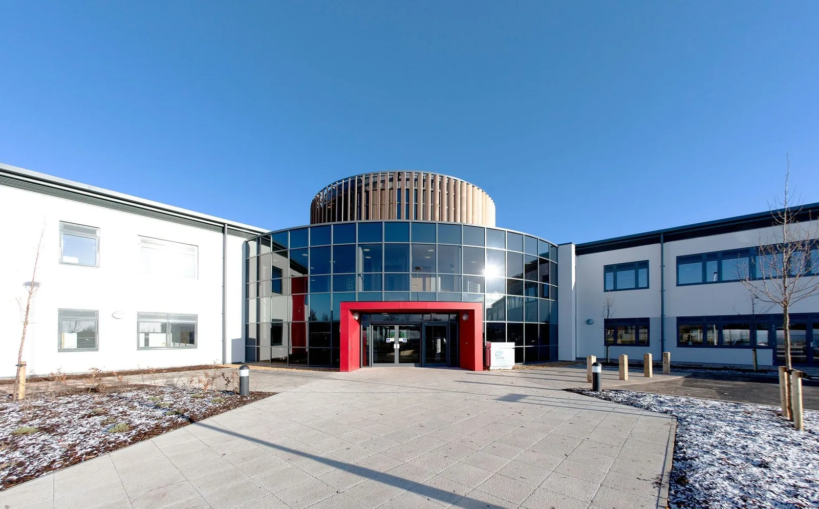 Corby Enterprise Centre, Façade, Corby