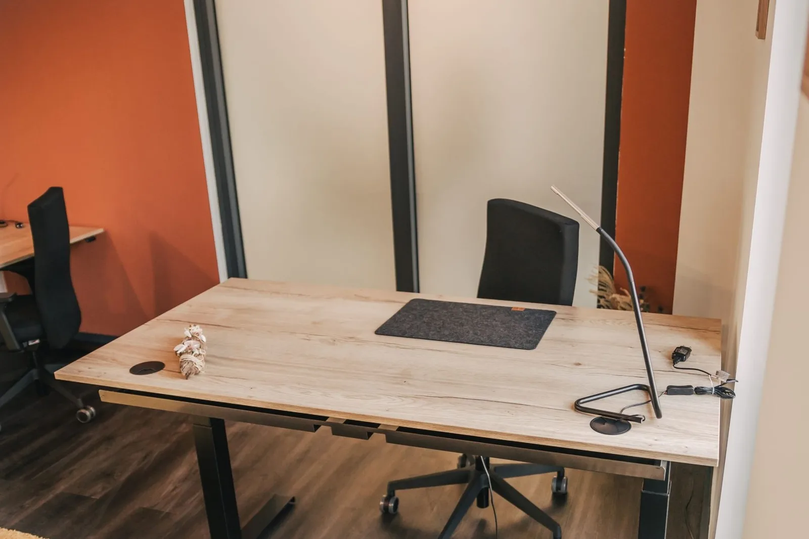 Corenz Cowor­king, Privatbüro mit 2 Arbeitsplätzen, Lüdersdorf
