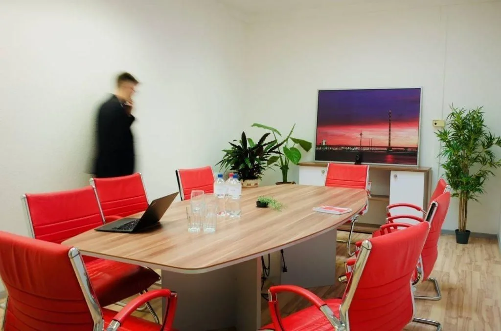 CoWoNE Center, Besprechungsraum für 7 Personen, Neuss