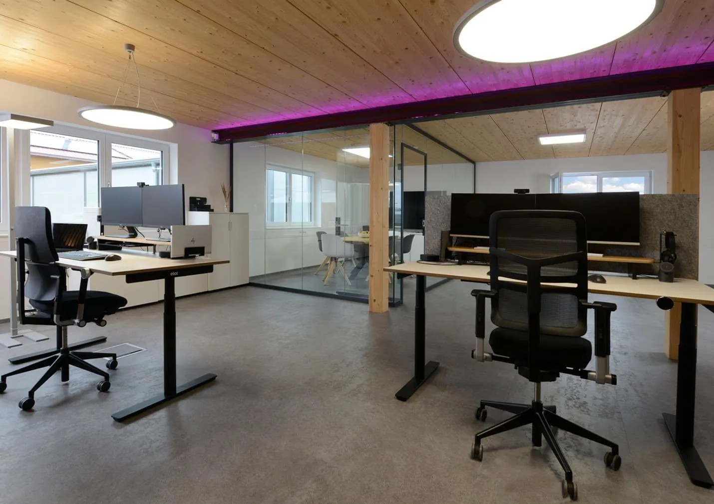 CoWork by aMMerCon, Open-plan office, Eresing