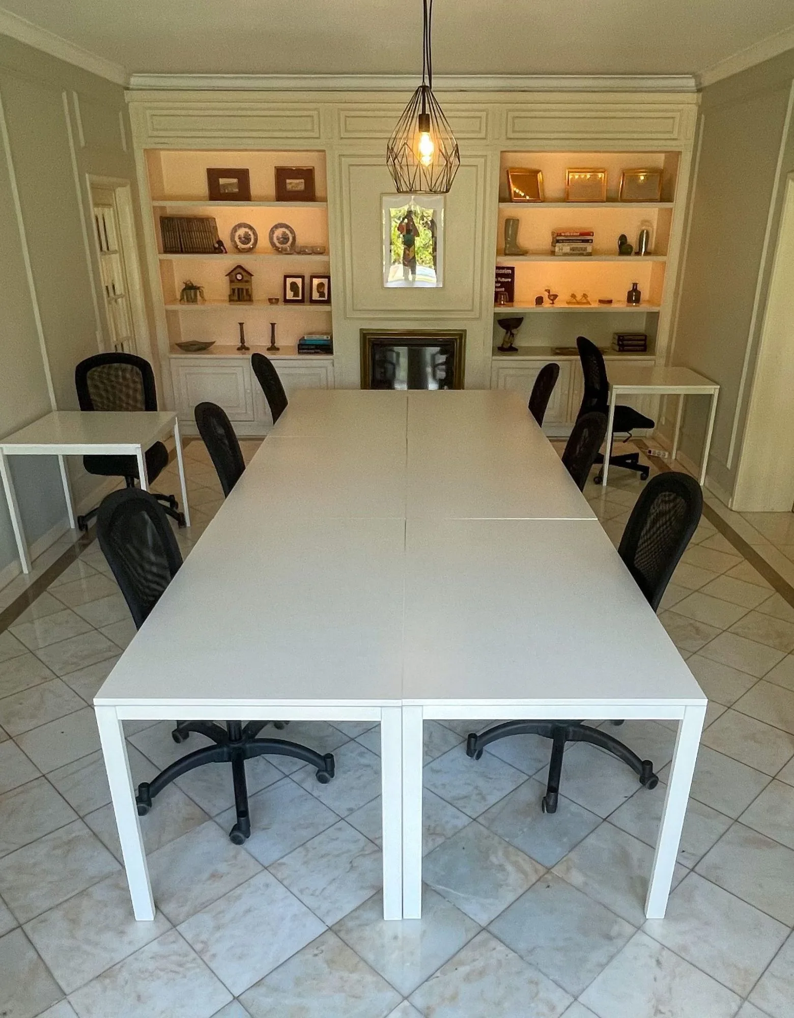 Cowork Cascais, Meeting room for 6 people, Alcabideche