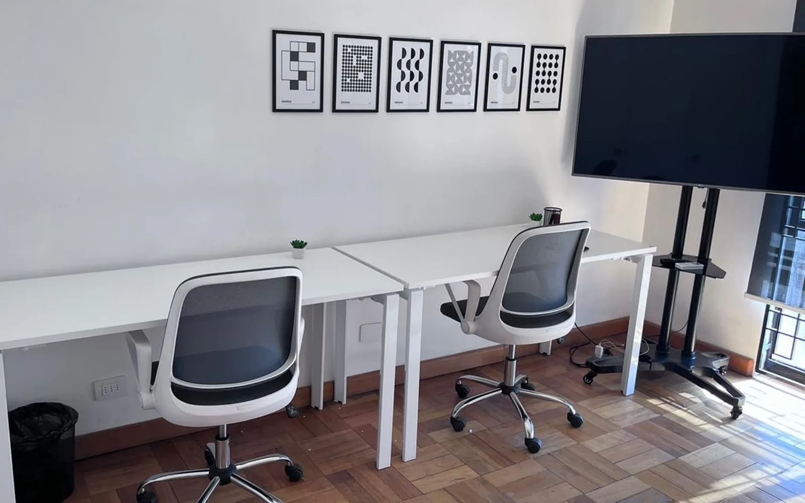 Cowork del Centro, Private office, 2 desks, Santiago