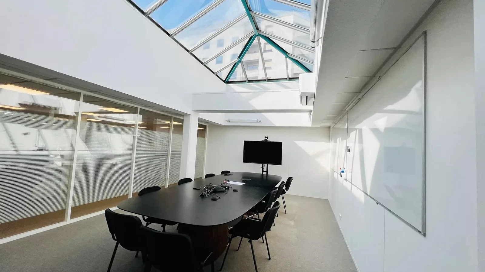 Coworkea Boulogne Billancourt, Salle de réunion 10 personnes, Boulogne-Billancourt