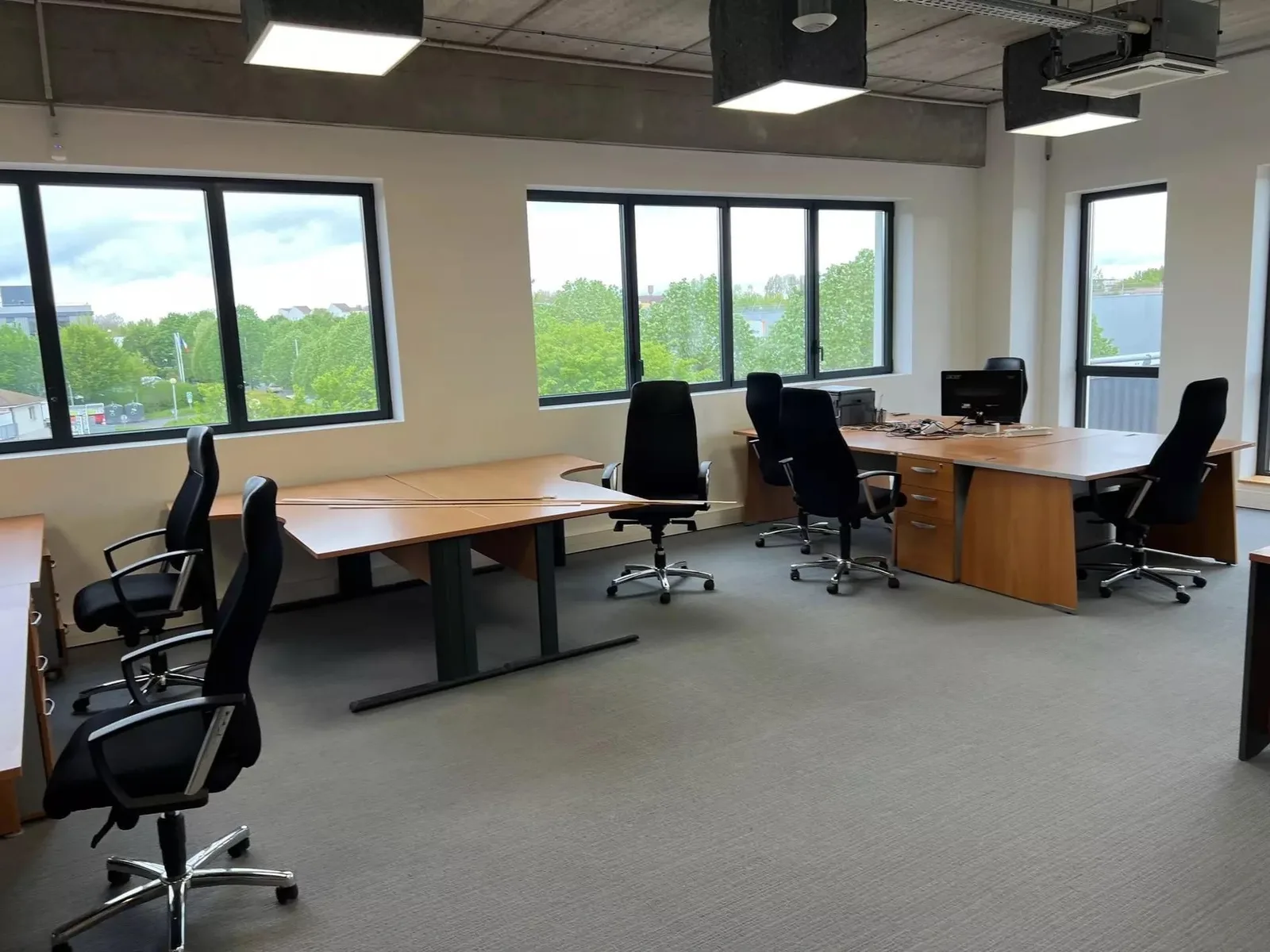 Coworkea Guyancourt, Open-plan office, Guyancourt