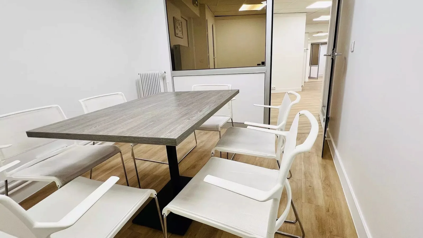 Coworkea Île de la Cité, Salle de réunion 6 personnes, Paris 4e