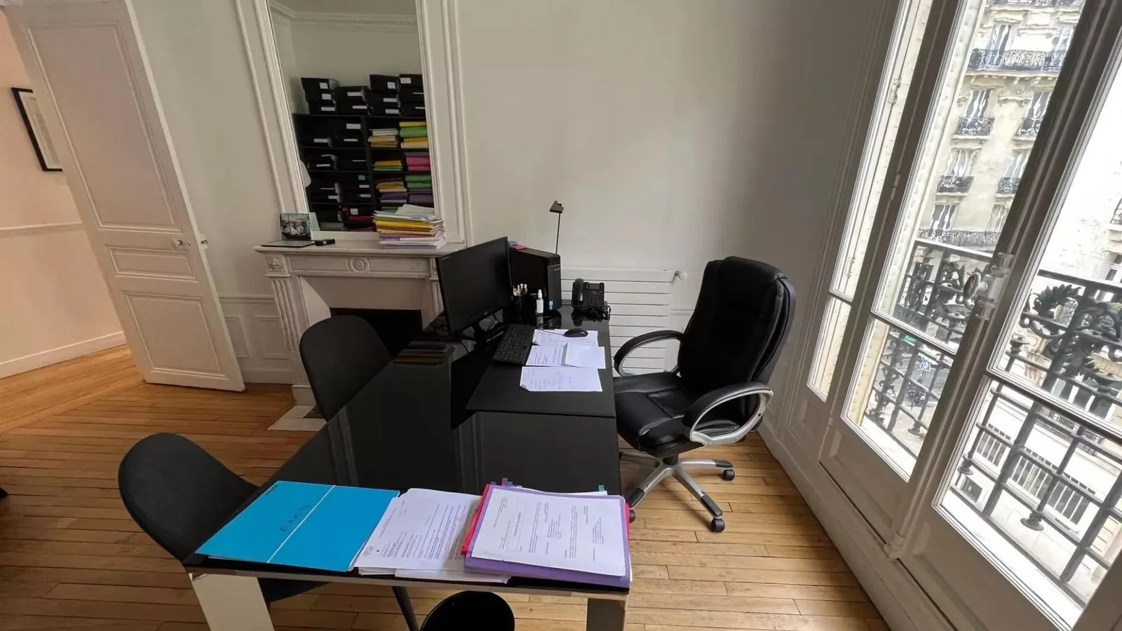 Coworkea Laos, Privatbüro mit 1 Arbeitsplatz, Paris 15e