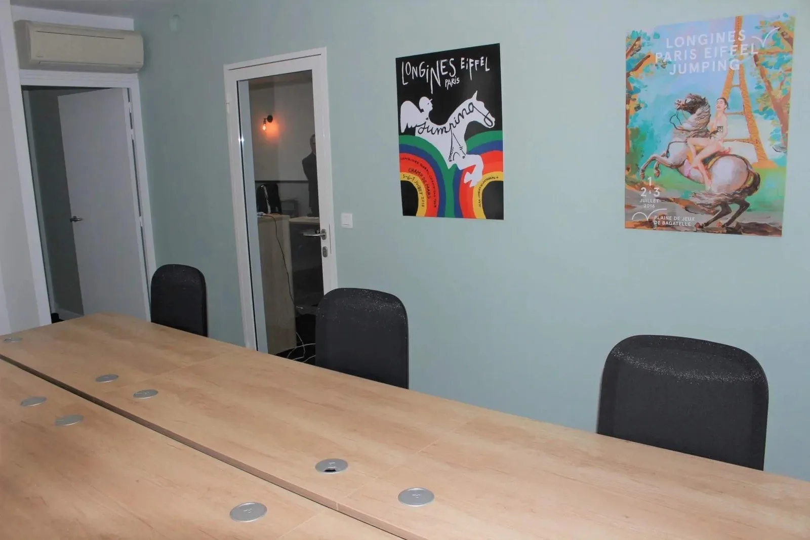 Coworkea Trocadéro, Meeting room for 3 people, Paris 16e
