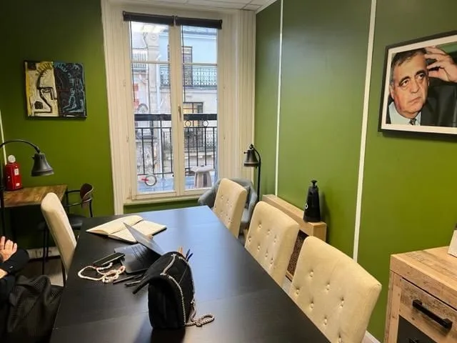 Coworkea Uzes, Meeting room for 6 people, Paris 2e
