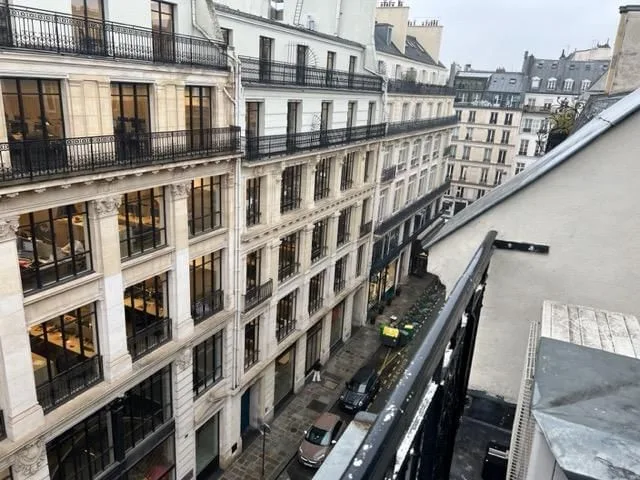 Coworkea Uzes, Building facade, Paris 2e