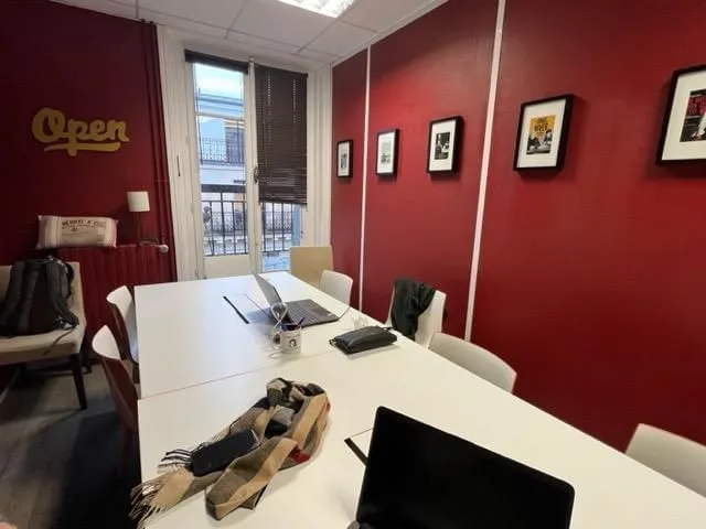 Coworkea Uzes, Meeting room for 6 people, Paris 2e