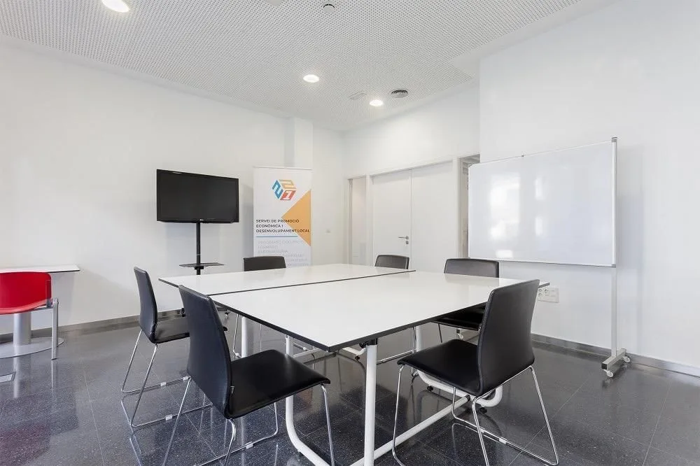 Coworking 221, Meeting room for 6 people, Sarriá de Ter