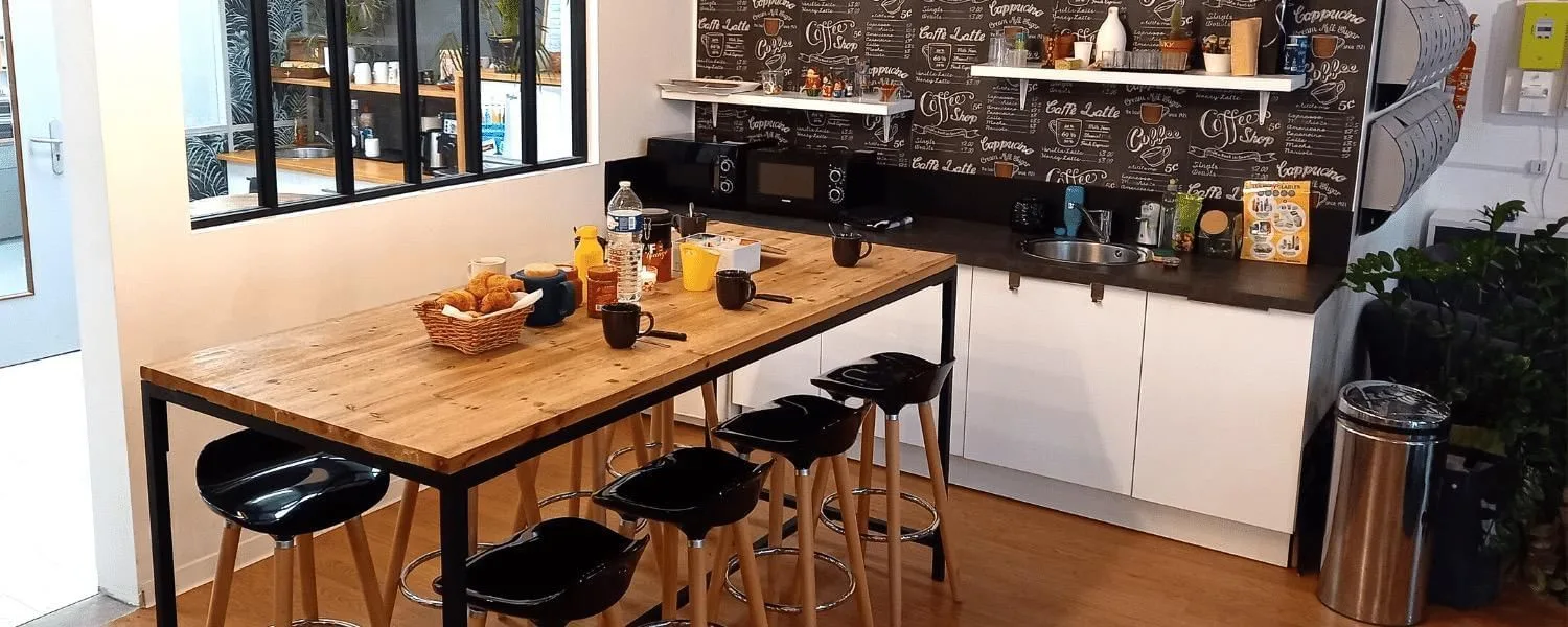 Coworking Besançon, Kitchen, École Valentin