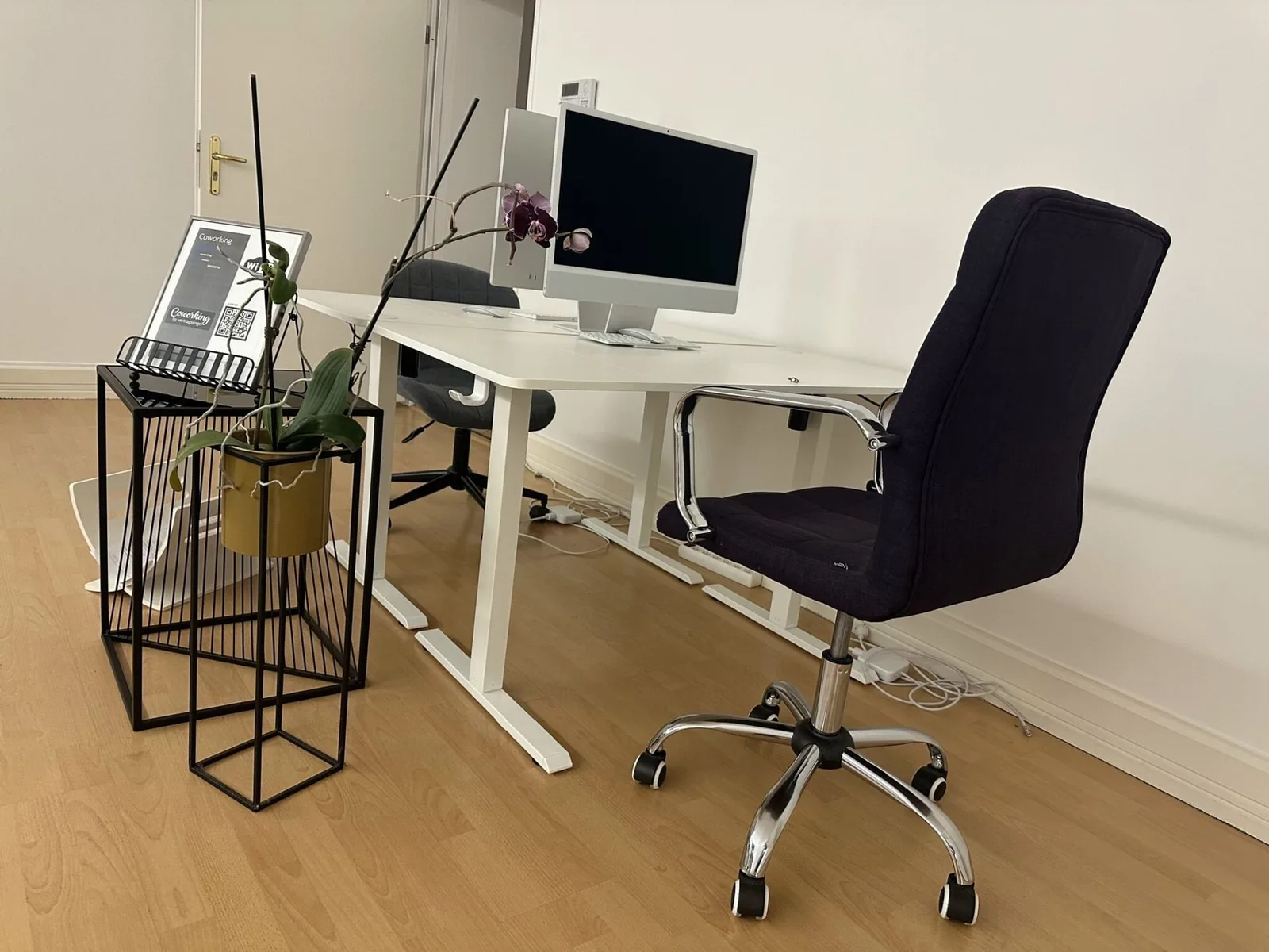 Coworking by vertragsengel, Private office, 2 desks, Potsdam