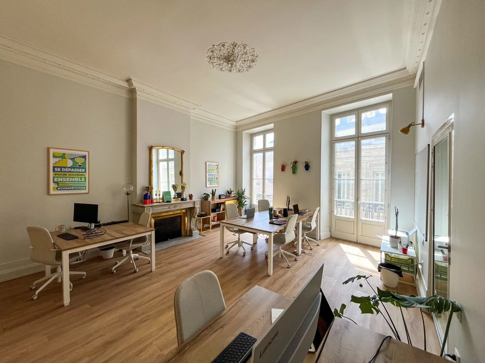 Coworking aux Chartrons, Bureau privatif 7 postes, Bordeaux