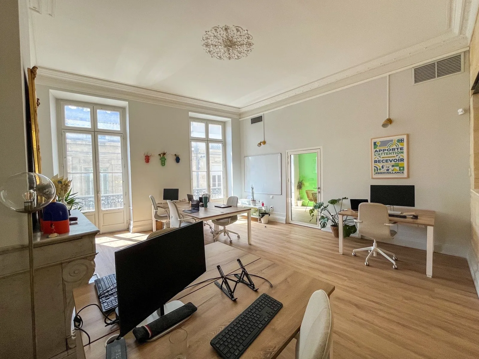 Coworking aux Chartrons, Bureau privatif 5 postes, Bordeaux