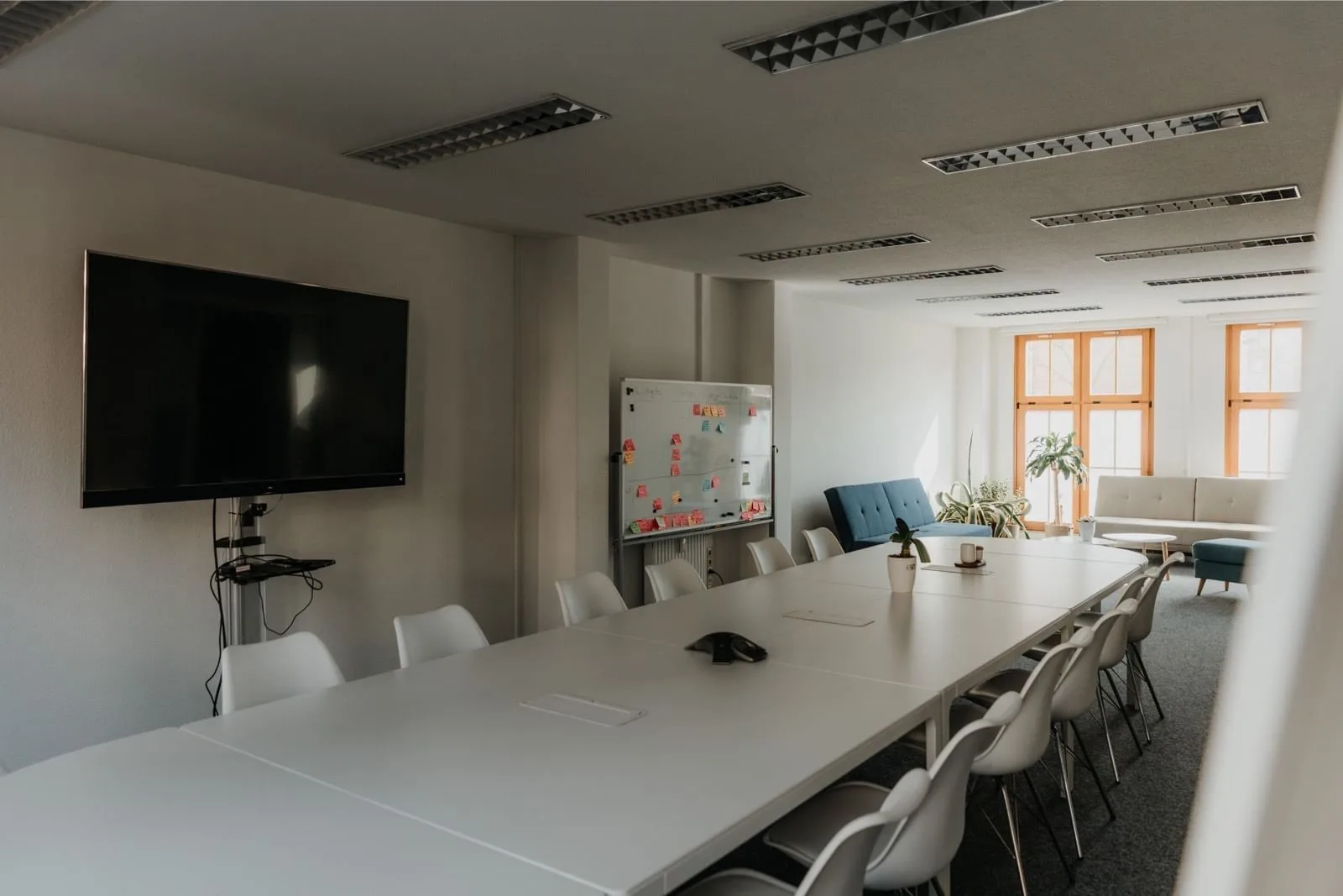 Coworking Connewitz, Besprechungsraum für 14 Personen, Leipzig