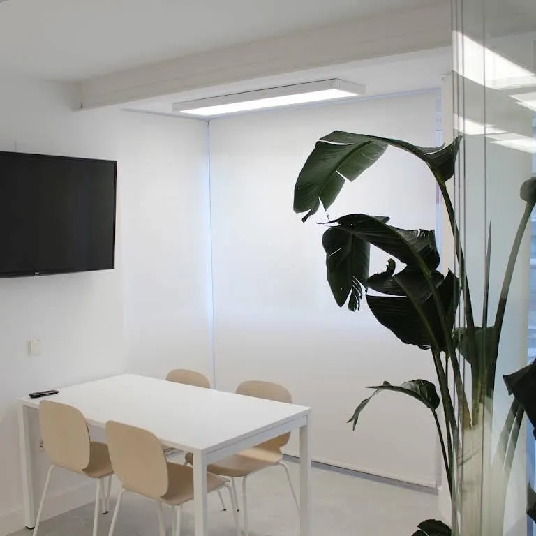 Coworking Coso87, Meeting room for 4 people, Zaragoza