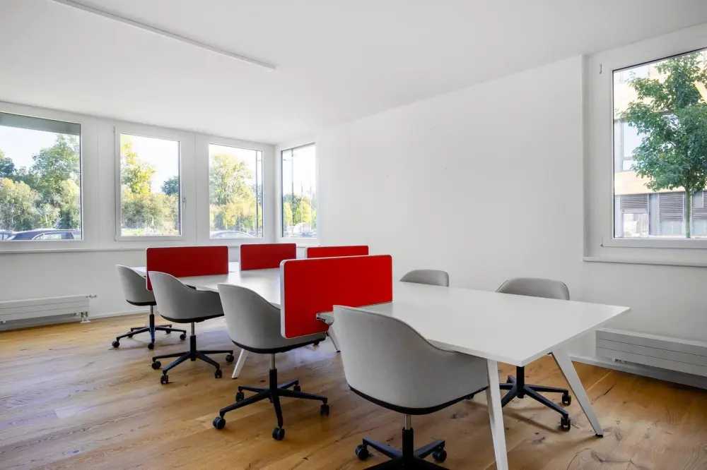 HQ KY, Lexington - Lewis Hargett Circle, Coworking desk, Lexington, KY