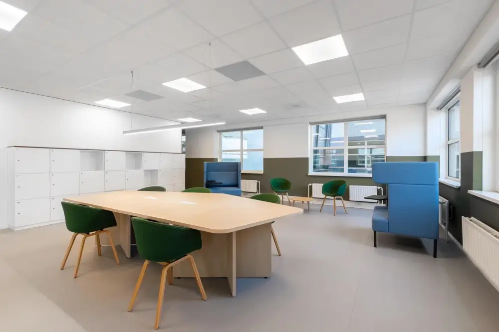 Regus BC, Vancouver – Yaletown, Coworking desk, Vancouver, BC