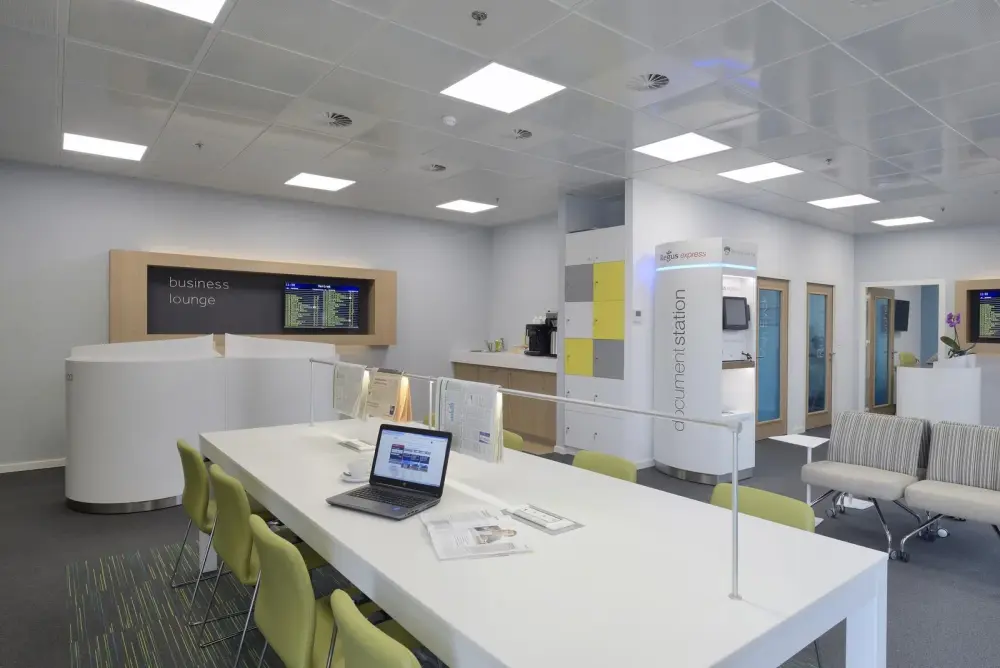Regus BUDAPEST, BudapestOne Centre, Coworking desk, Budapest