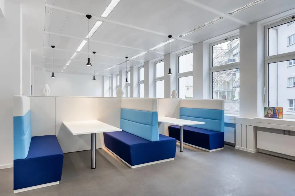 Regus NV, Reno - Downtown Reno, Coworking desk, Reno, NV