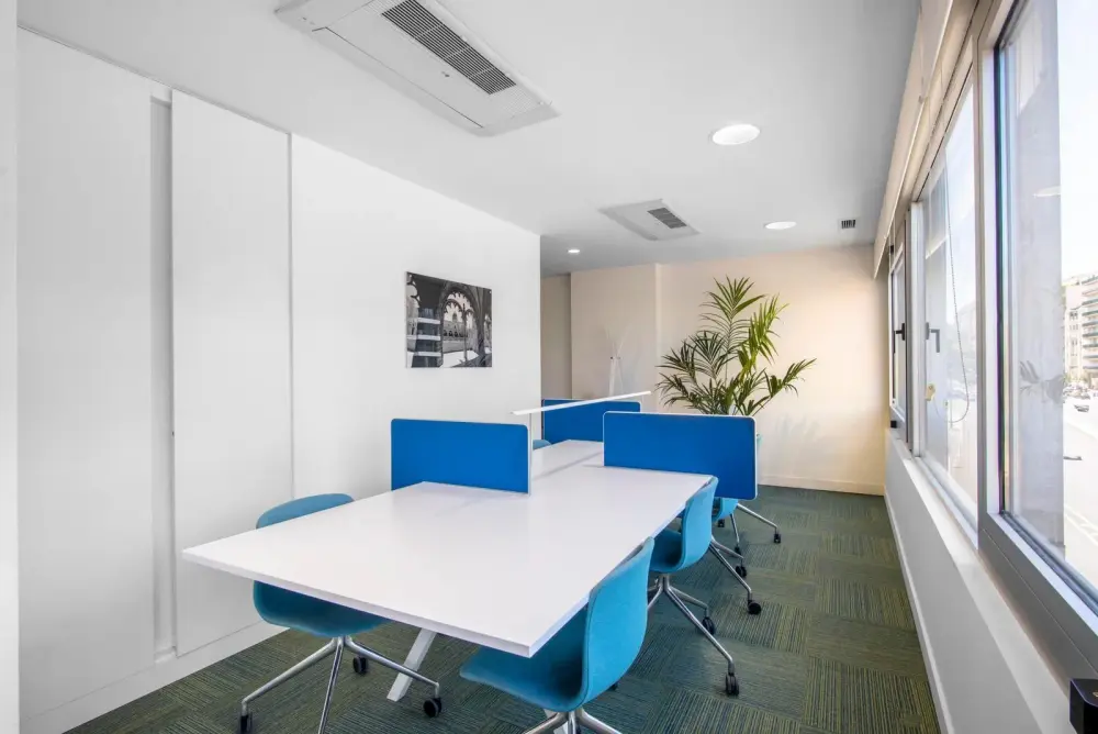 Spaces TX, The Woodlands - 1725 Hughes Landing Blvd., Coworking desk, The Woodlands, TX