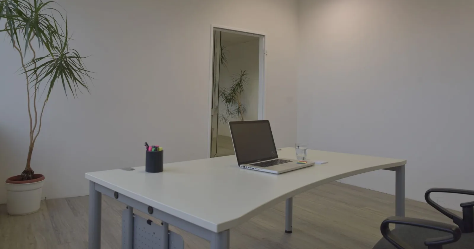 Coworking Detmold, Private office, 1 desk, Detmold