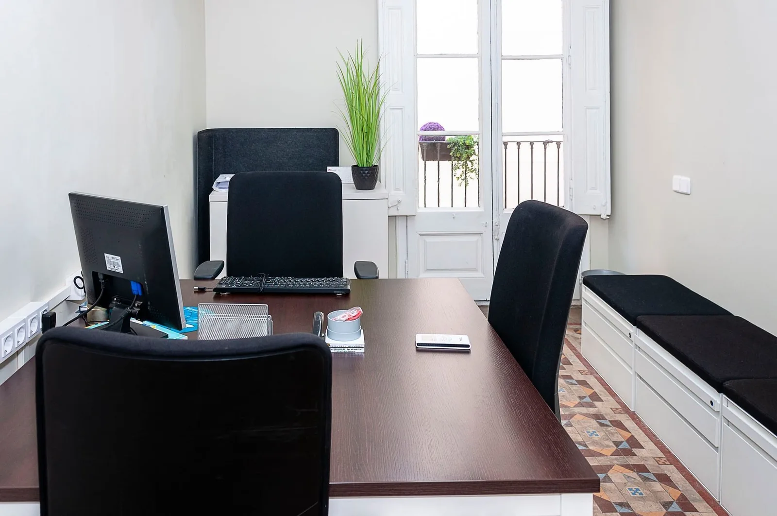 Coworking Fontanella Catalunya 73, Private office, 2 desks, Barcelona