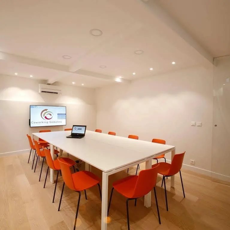 Coworking Gobelins, Meeting room for 10 people, Paris 13e