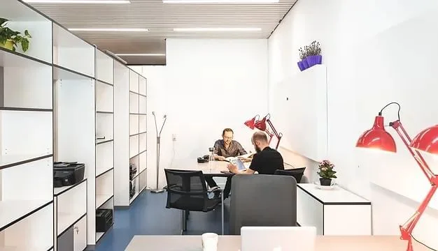 Coworking Holzschuh, Private office, 4 desks, Munich