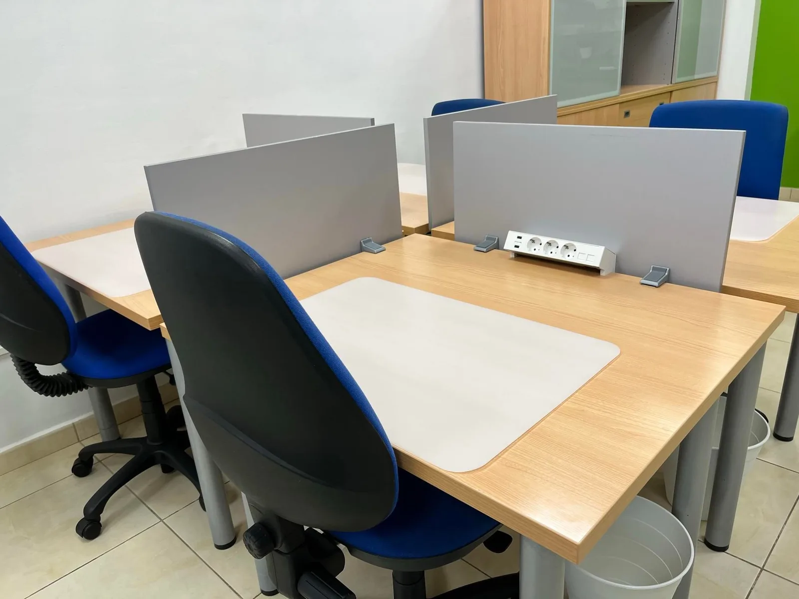 Coworking Intelligent Business, Private office, 4 desks, Barrio Los Menores