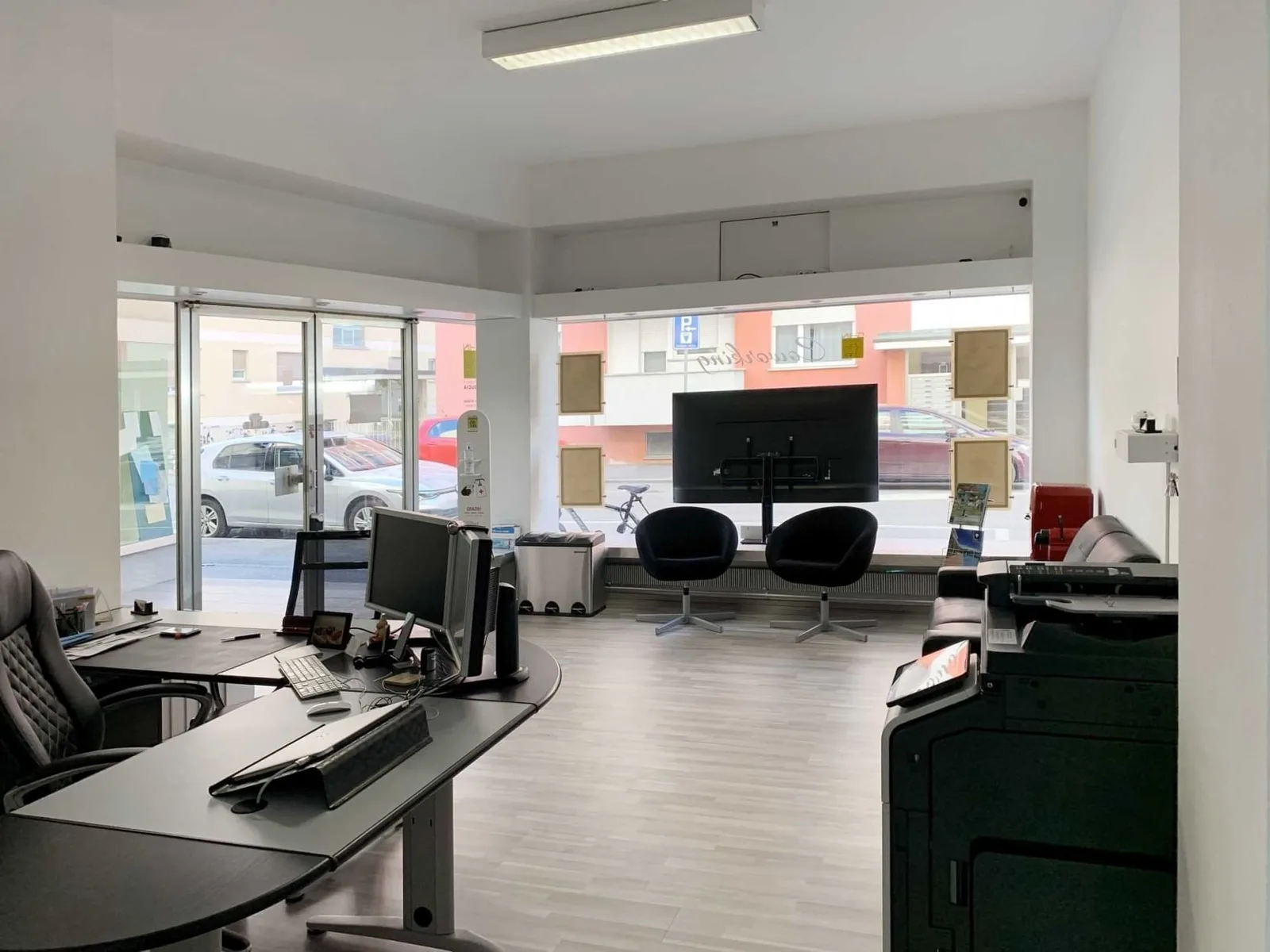 Coworking Locarno, Private office, 2 desks, Locarno