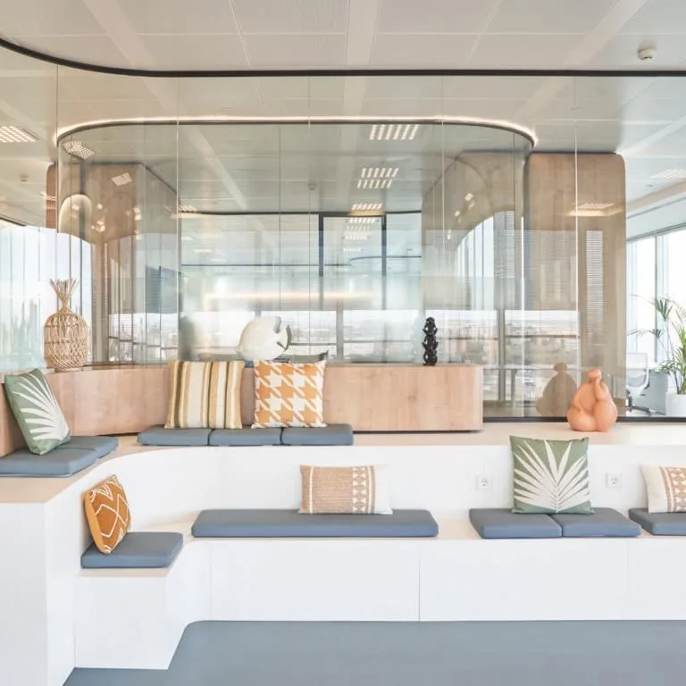 Coworking Loom Torre Chamartin, Zona de descanso, Madrid