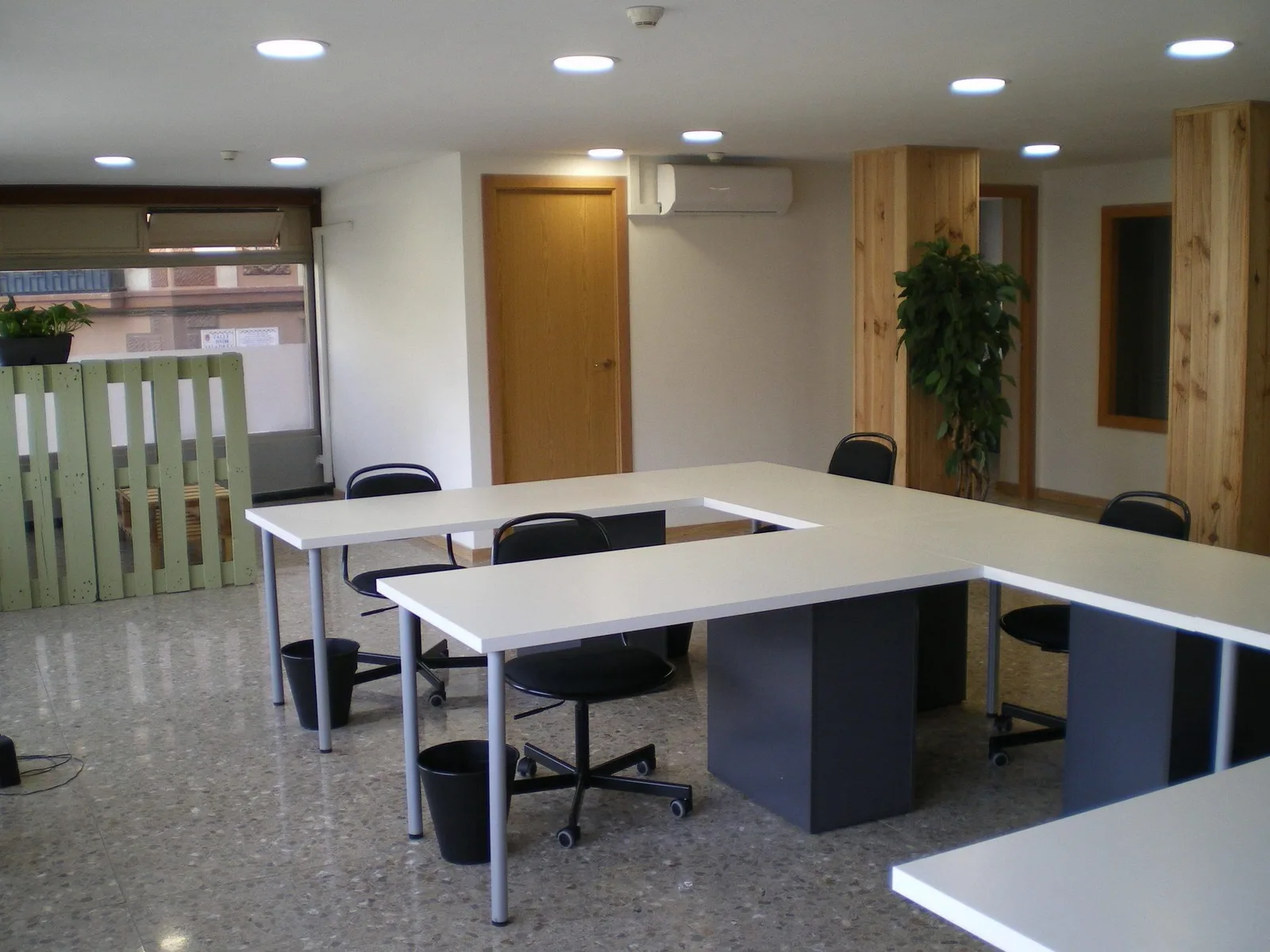 Coworking El Mercat, Meeting room for 5 people, Alacant