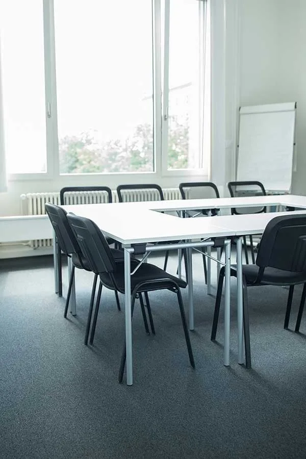 Coworking Neuchâtel, Salle de réunion 8 personnes, Neuchâtel