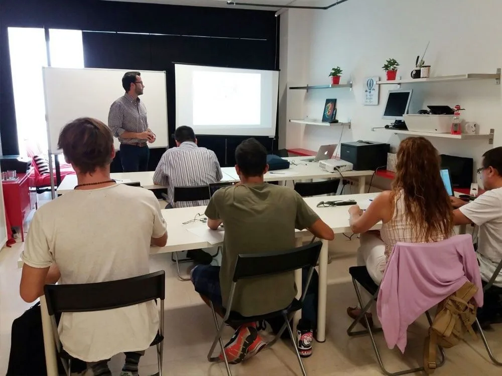 Coworking Nomad, Training room for 6 people, Santa Cruz de Tenerife
