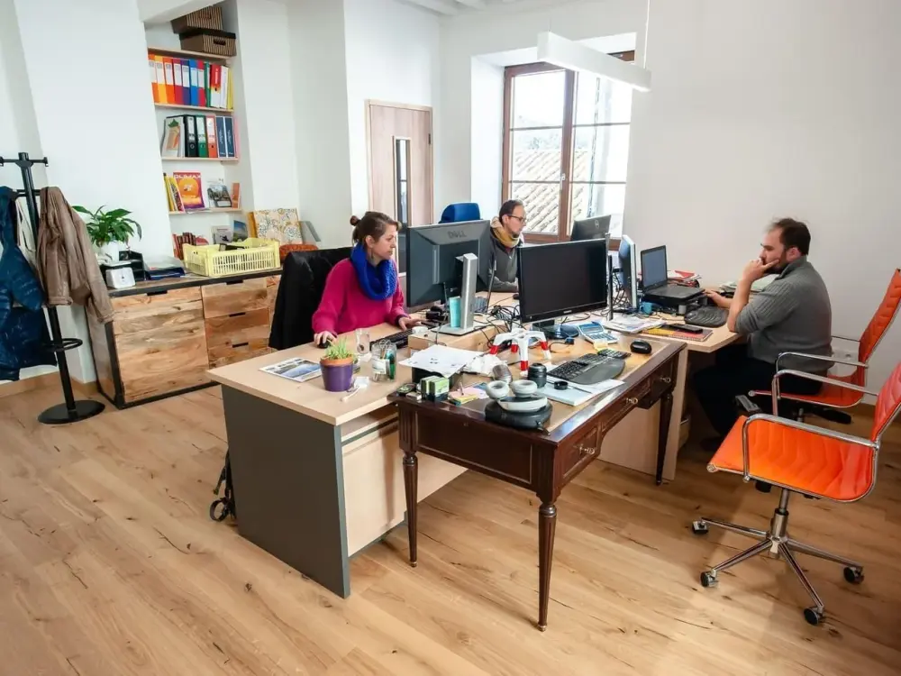 L'Avant-Poste, Coworking Nomade, Die